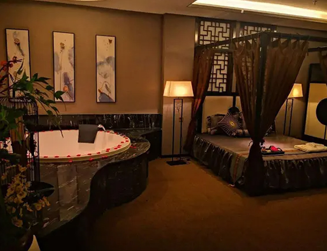 武汉江汉区桑拿会所的营业时间是什么时候？